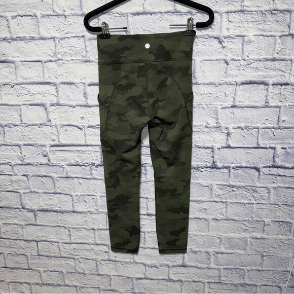 Lululemon Invigorate High-Rise Crop 23"
Heritage 365 Camo Green Twill Multi - Picture 7 of 15